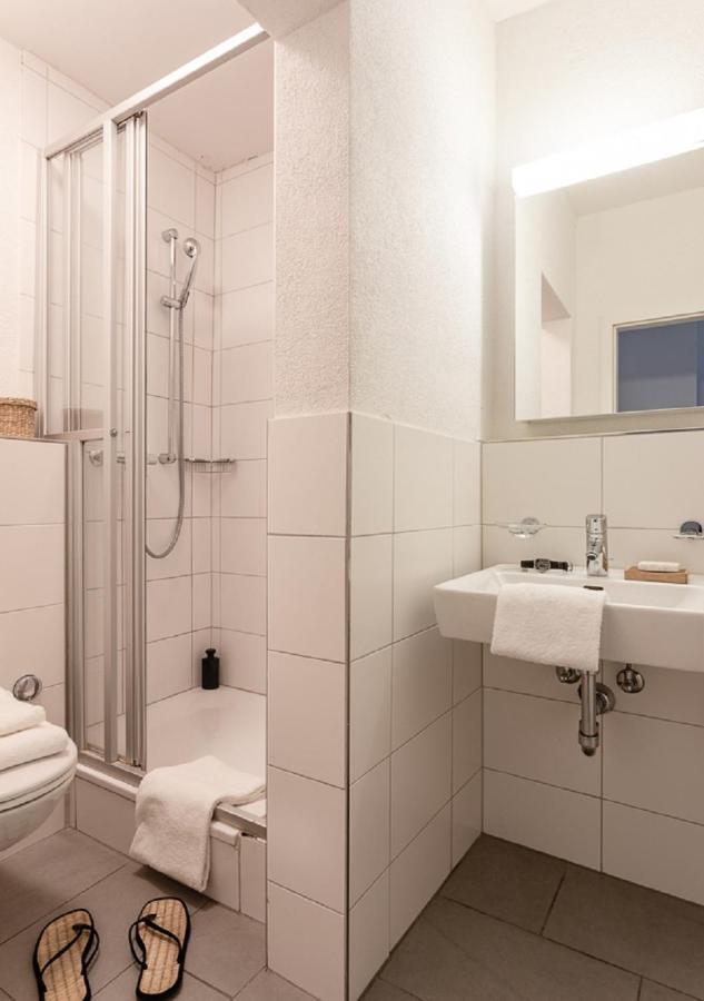 Swiss Star Guesthouse Oerlikon - Contactless Self Check-In Zürih Dış mekan fotoğraf